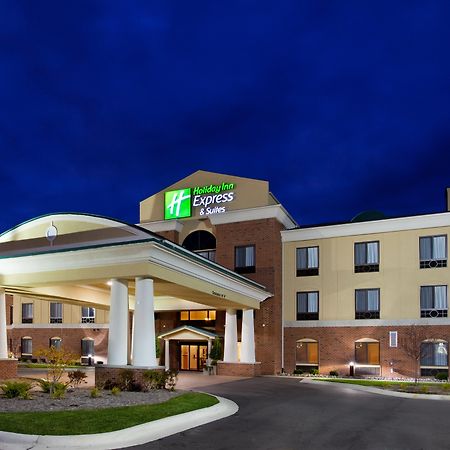 Holiday Inn Express Hotel & Suites Bay City By Ihg Exterior photo