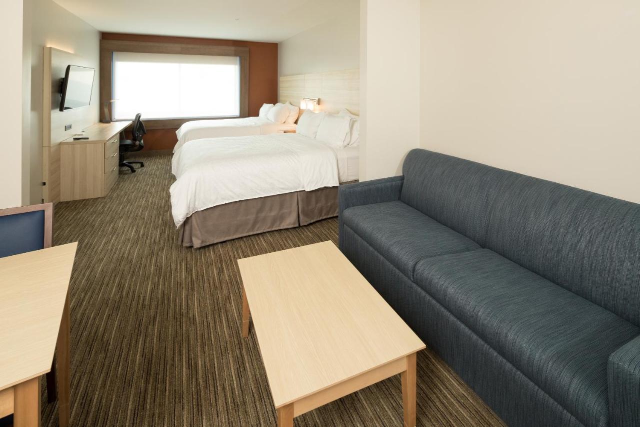 Holiday Inn Express Hotel & Suites Bay City By Ihg Exterior photo