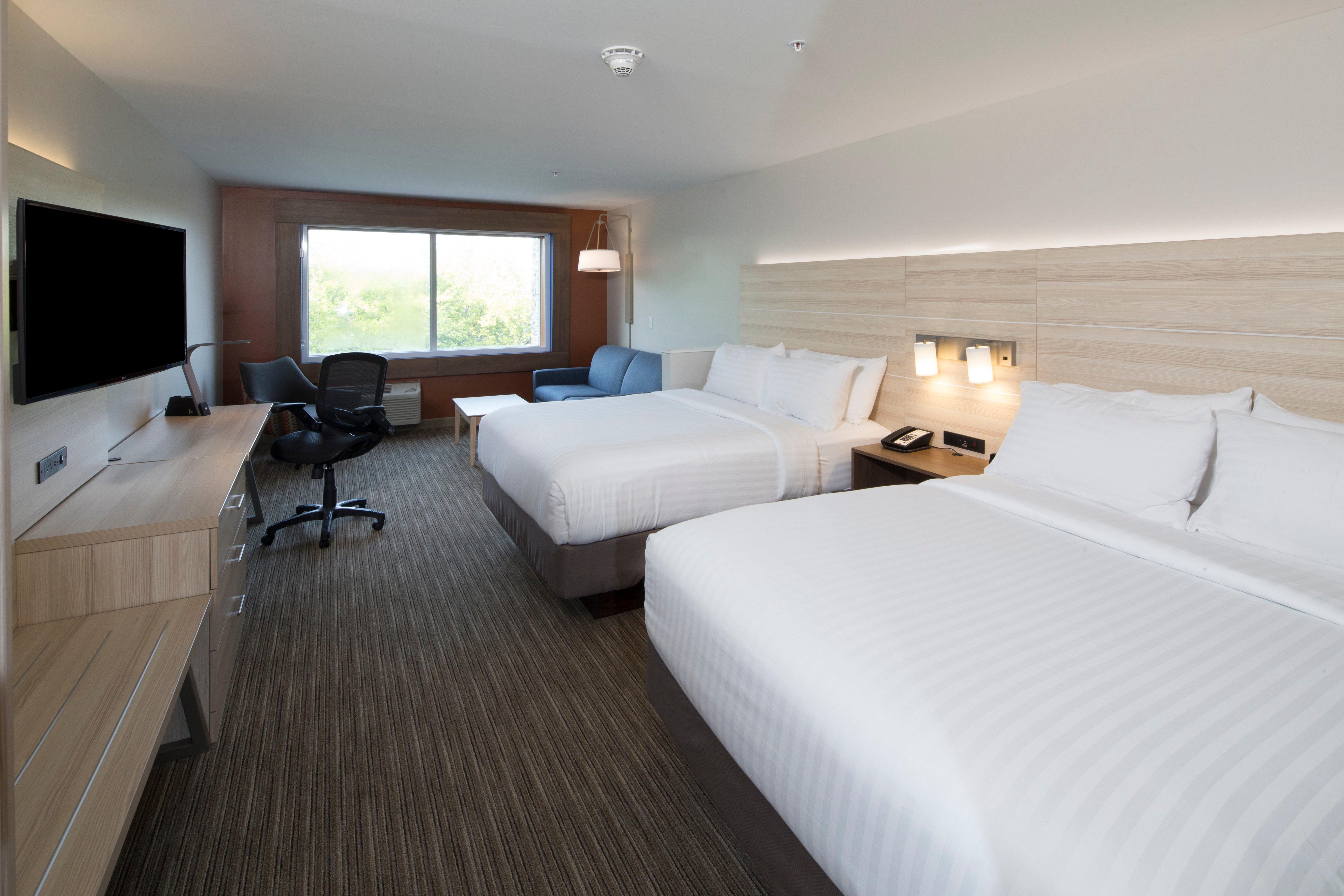 Holiday Inn Express Hotel & Suites Bay City By Ihg Exterior photo